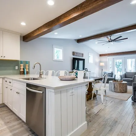 Cottage 62